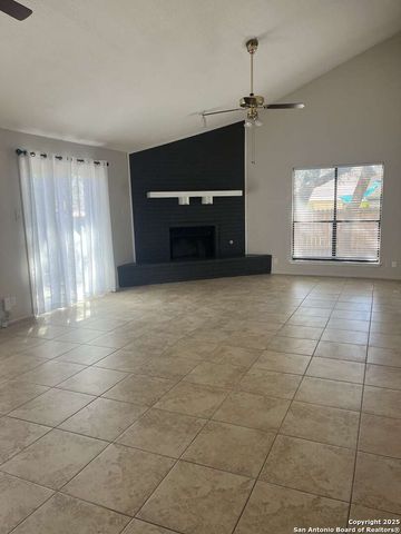 15215 Bent Moss, San Antonio, TX 78232