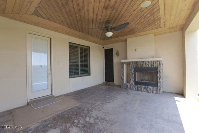 14200 RAINBOW POINT Drive, El Paso, TX 79938