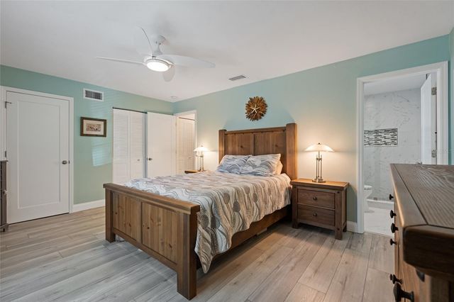 2700 BAYSHORE BOULEVARD 560, Dunedin, FL 34698