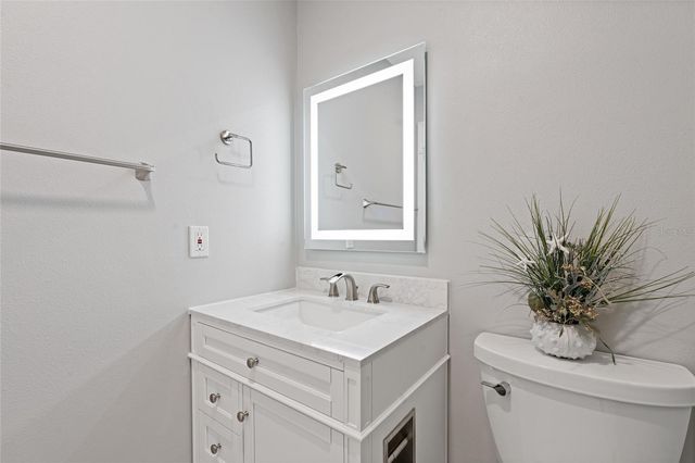 2700 BAYSHORE BOULEVARD 560, Dunedin, FL 34698