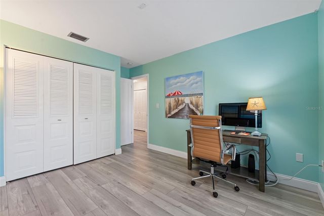 2700 BAYSHORE BOULEVARD 560, Dunedin, FL 34698