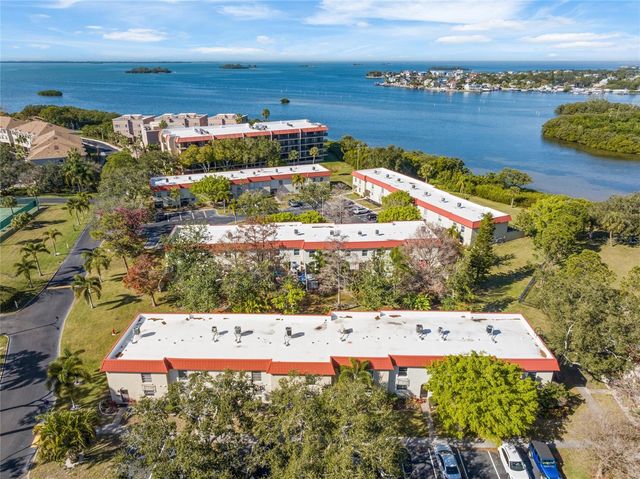 2700 BAYSHORE BOULEVARD 560, Dunedin, FL 34698