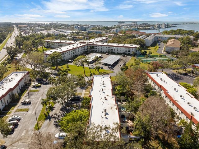 2700 BAYSHORE BOULEVARD 560, Dunedin, FL 34698