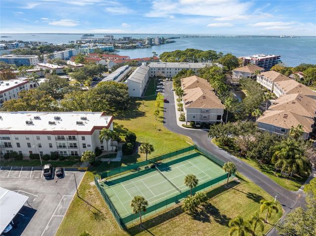 2700 BAYSHORE BOULEVARD 560, Dunedin, FL 34698