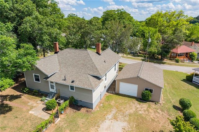41 Poplar Street, Porterdale, GA 30014