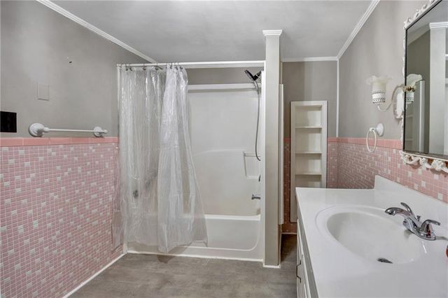 41 Poplar Street, Porterdale, GA 30014