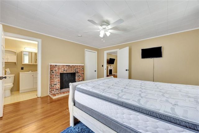 41 Poplar Street, Porterdale, GA 30014