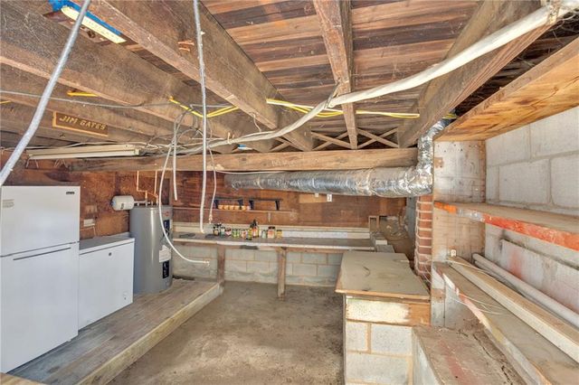 41 Poplar Street, Porterdale, GA 30014