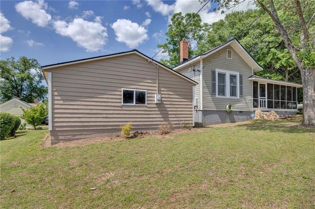 41 Poplar Street, Porterdale, GA 30014