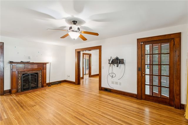 321 S Pine Street, Walhalla, SC 29691