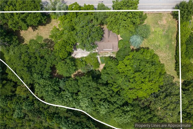 321 S Pine Street, Walhalla, SC 29691