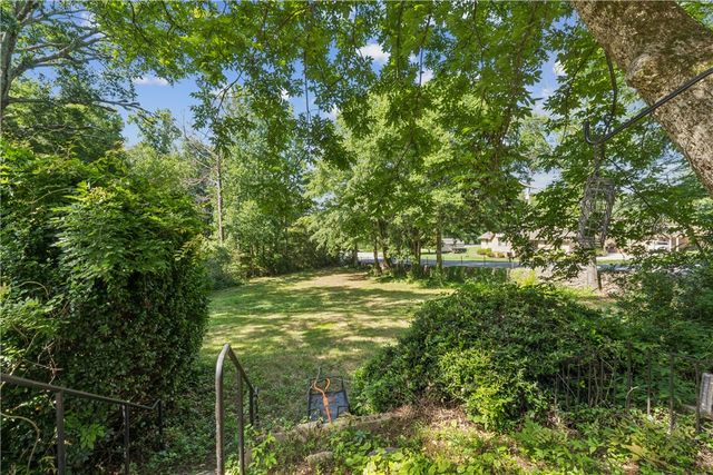 321 S Pine Street, Walhalla, SC 29691