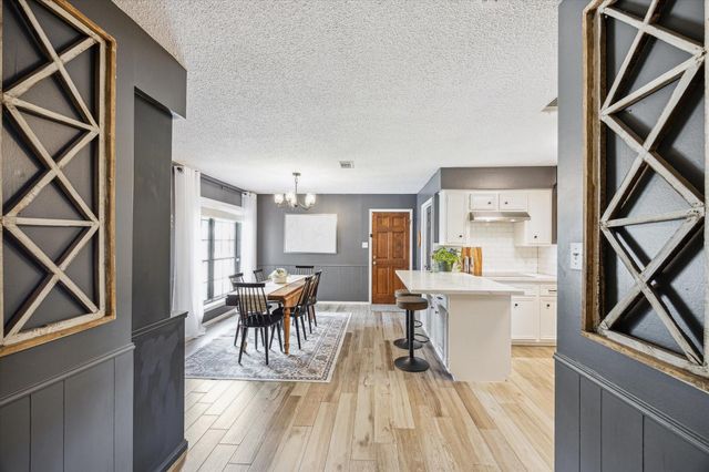 503 West Street, Sealy, TX 77474