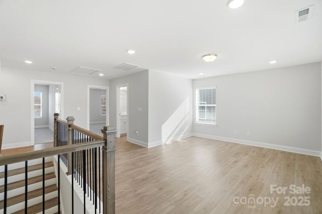 124 Longwood Road, Mooresville, NC 28115