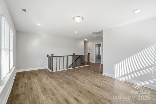 124 Longwood Road, Mooresville, NC 28115