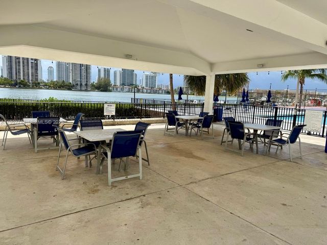 2780 NE 183rd Street 2107, Aventura, FL 33160