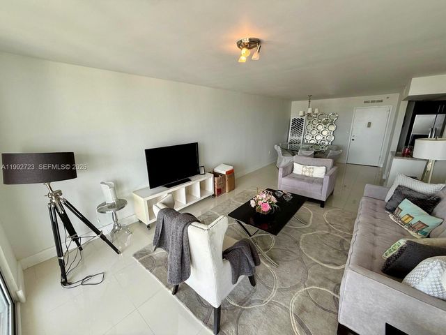 2780 NE 183rd Street 2107, Aventura, FL 33160