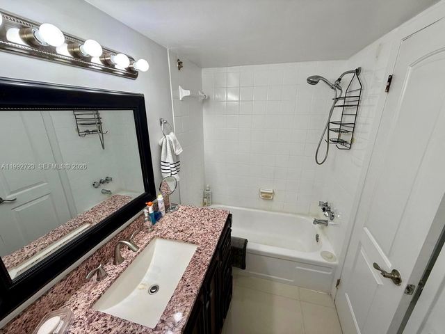 2780 NE 183rd Street 2107, Aventura, FL 33160