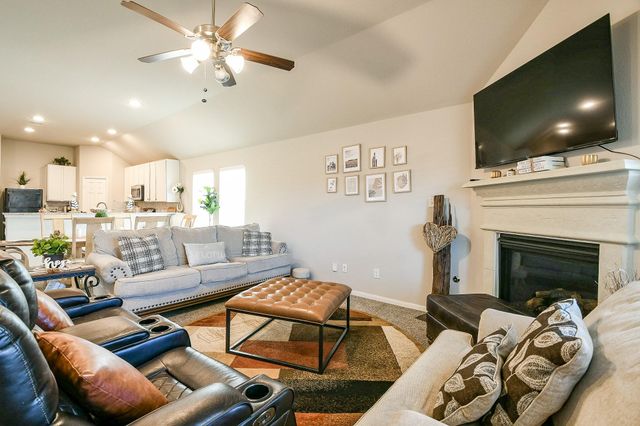 2211 Bright Sunrise Trail, Fresno, TX 77545