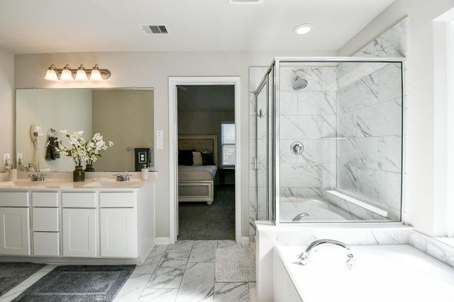 2211 Bright Sunrise Trail, Fresno, TX 77545