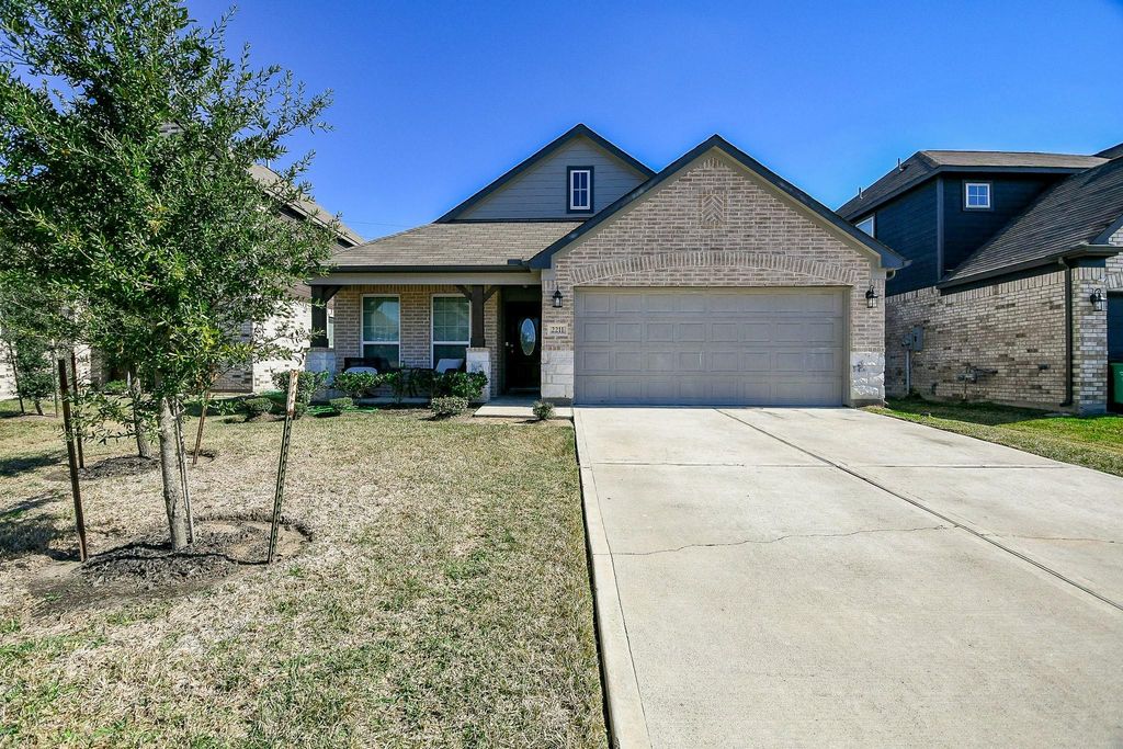 2211 Bright Sunrise Trail, Fresno, TX 77545