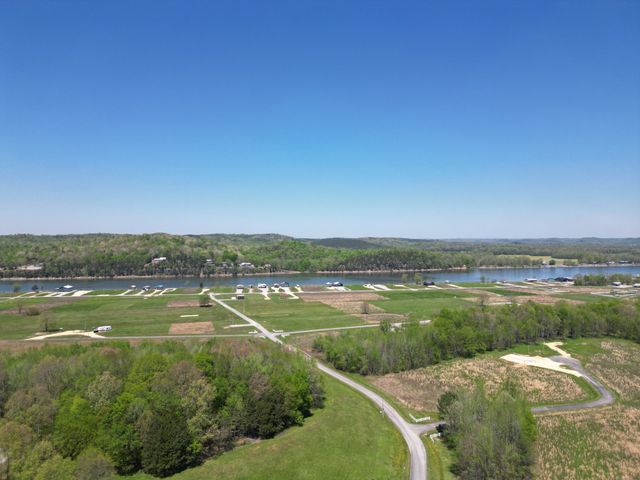 88 River Front Drive, S, Clifton, TN 38425