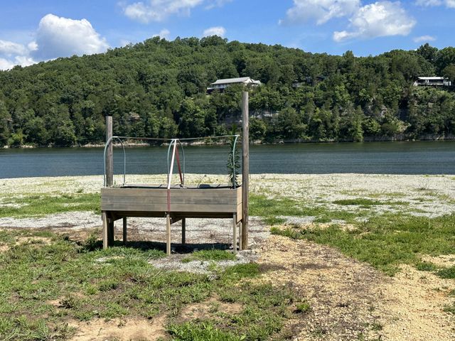 88 River Front Drive, S, Clifton, TN 38425