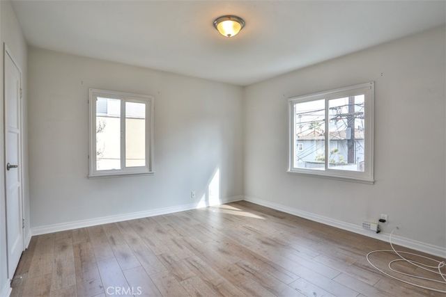 854 Alandele Avenue, Los Angeles, CA 90036