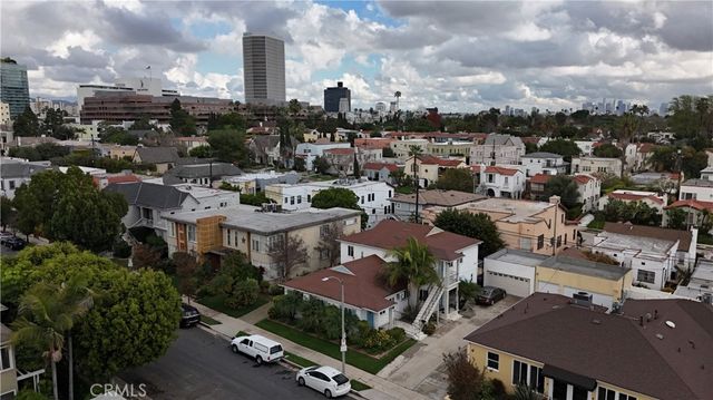 854 Alandele Avenue, Los Angeles, CA 90036