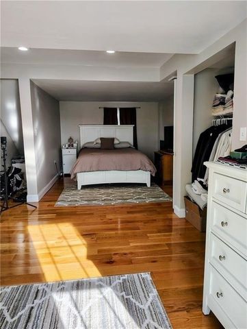3871 Mendon Rd, Cumberland, RI 02864