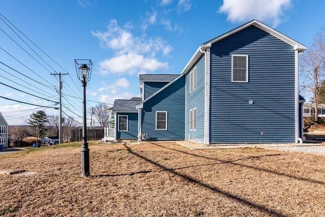 3871 Mendon Rd, Cumberland, RI 02864