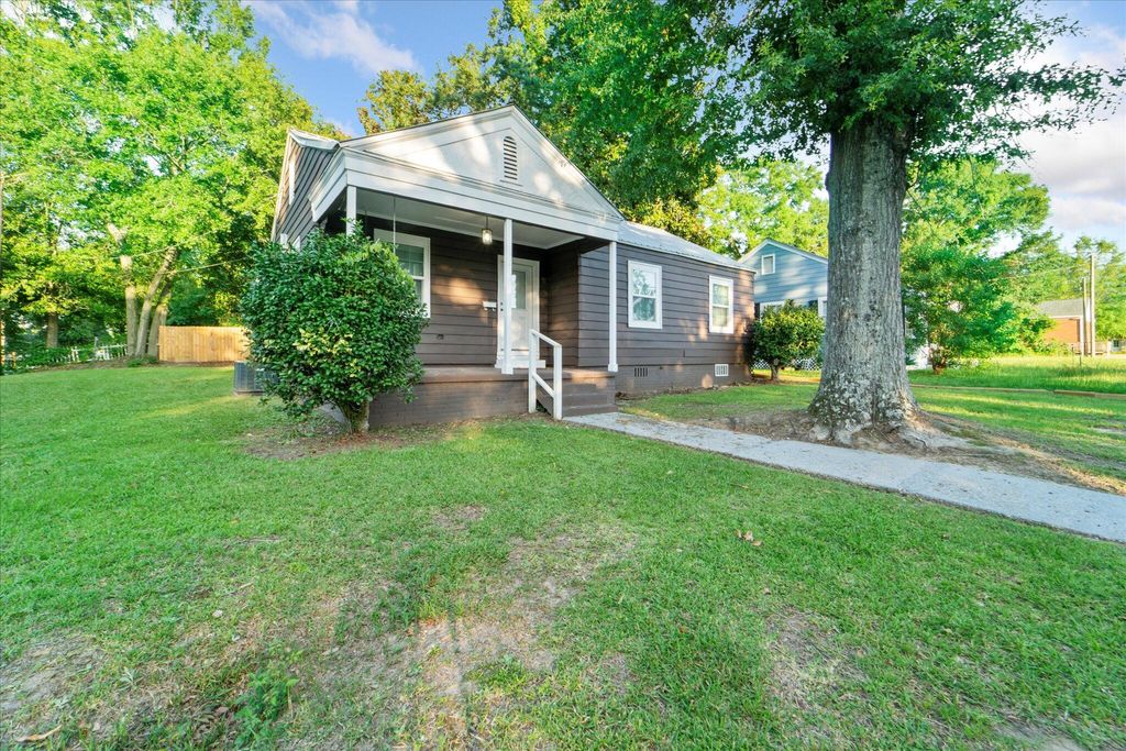 109 Xavier St., Hattiesburg, MS 39401