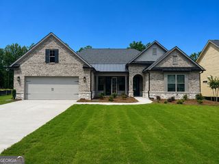 621 Highgrove Circle, Canton, GA 30115