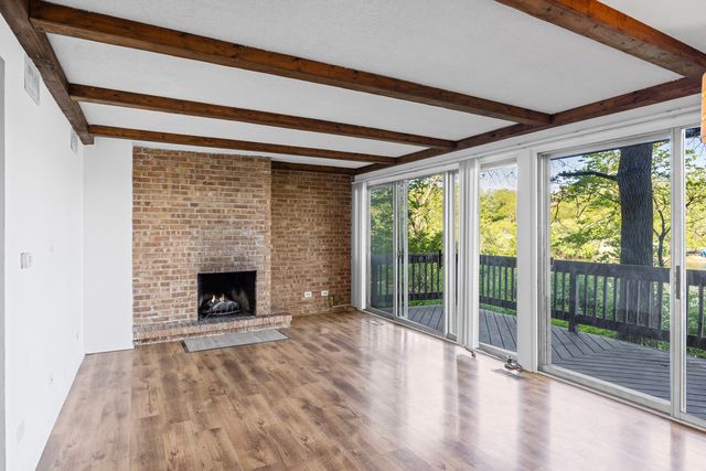 5544 E Lake Drive A, Lisle, IL 60532
