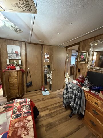 128 Hood Rd, Cottontown, TN 37048