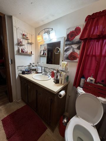 128 Hood Rd, Cottontown, TN 37048