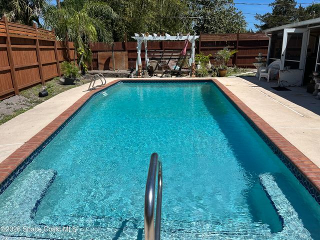 880 Levitt Parkway, Rockledge, FL 32955