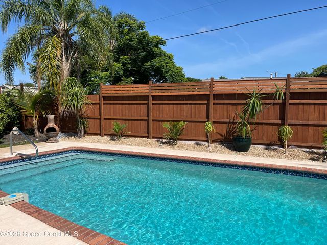 880 Levitt Parkway, Rockledge, FL 32955