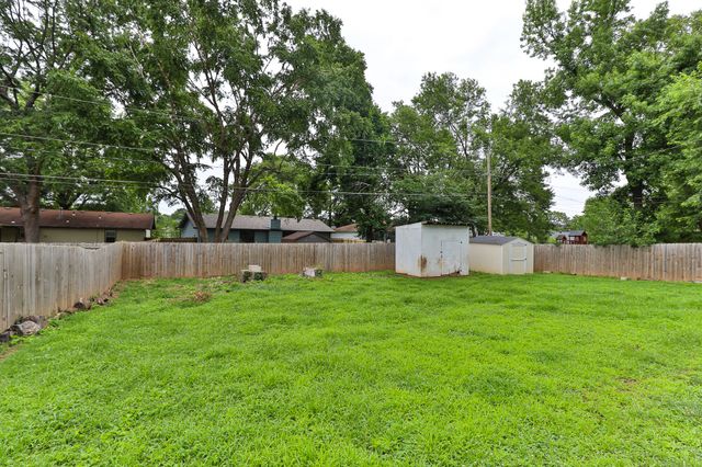 803 W Morningside Street, Springfield, MO 65807