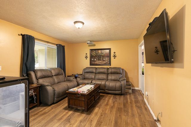 803 W Morningside Street, Springfield, MO 65807