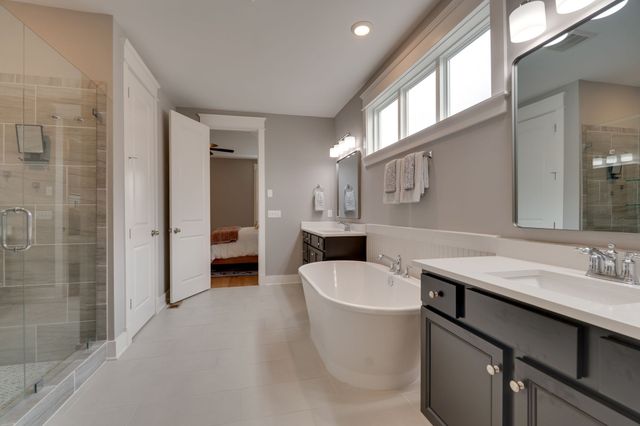 5036 High Park Hill Dr, Arrington, TN 37014