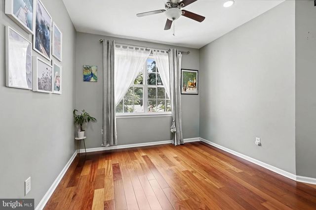 16 SHELLEY CIR, East Windsor, NJ 08520