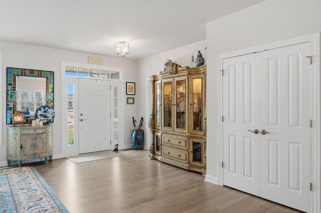 1740 Cobblestone COURT, Lake Geneva, WI 53147