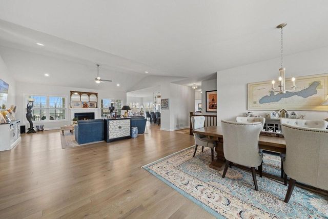 1740 Cobblestone COURT, Lake Geneva, WI 53147