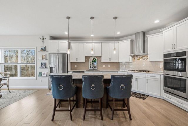 1740 Cobblestone COURT, Lake Geneva, WI 53147