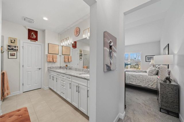 1740 Cobblestone COURT, Lake Geneva, WI 53147