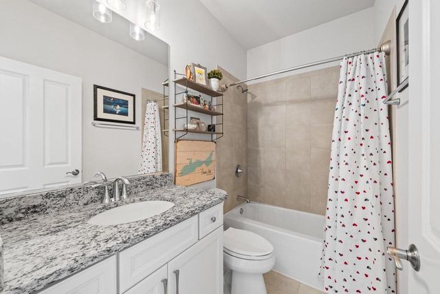 1740 Cobblestone COURT, Lake Geneva, WI 53147