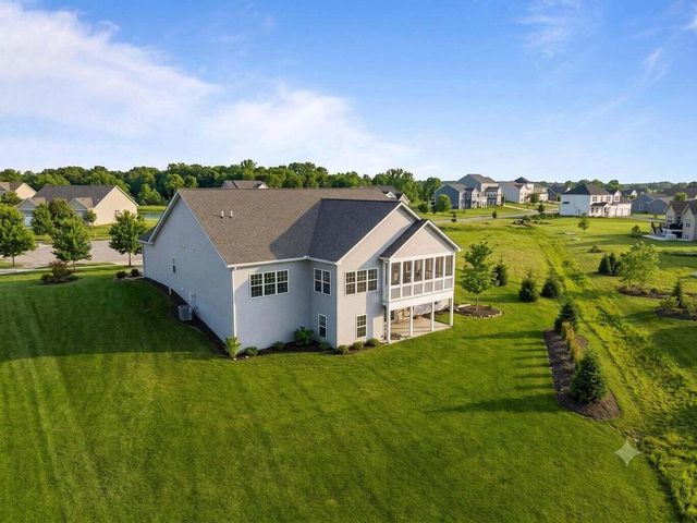 1740 Cobblestone COURT, Lake Geneva, WI 53147