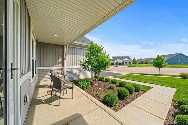 1740 Cobblestone COURT, Lake Geneva, WI 53147