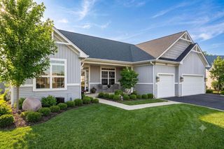 1740 Cobblestone COURT, Lake Geneva, WI 53147